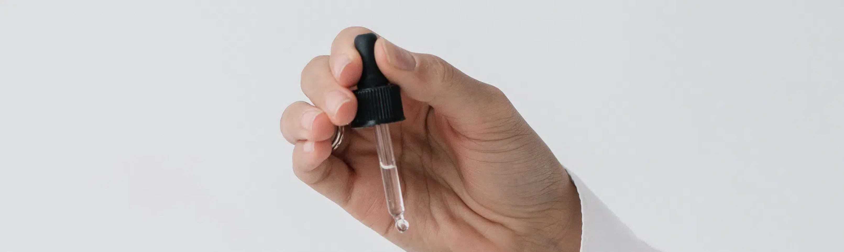 Velvet Life: Knesko Nanogold Repair Serum Review.