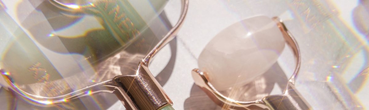 Healthline: 8 Best Jade Rollers for Your Beauty Routine, with Tutorial.