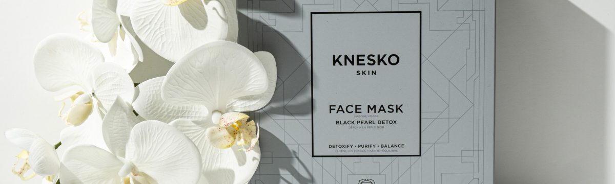 Byrdie:21 Universally-Appealing Gifts Anyone Will Love, According to Top Makeup Artists.