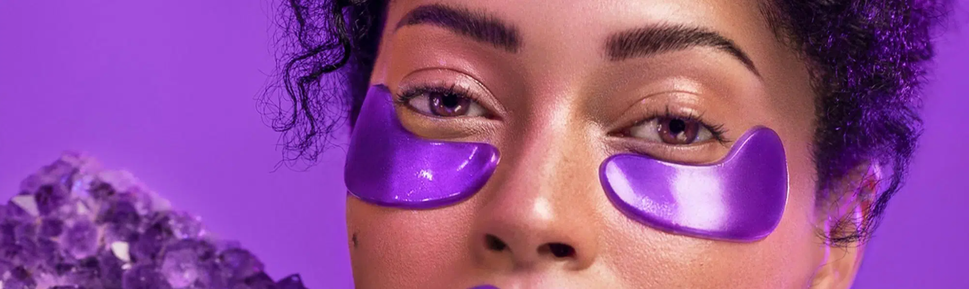 Destination Deluxe: Anti-Aging Skincare Brand of the Year 2022 – Finalists.